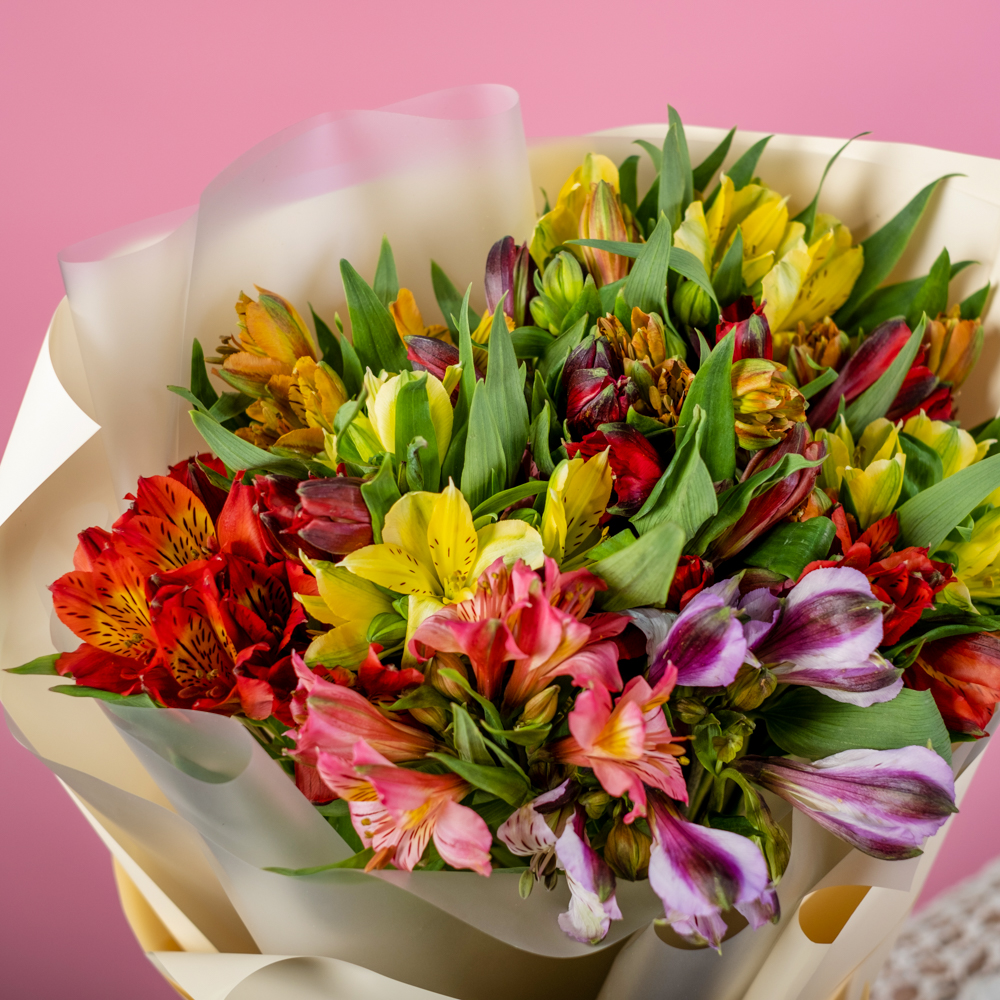 Букет «15 альстромерий»