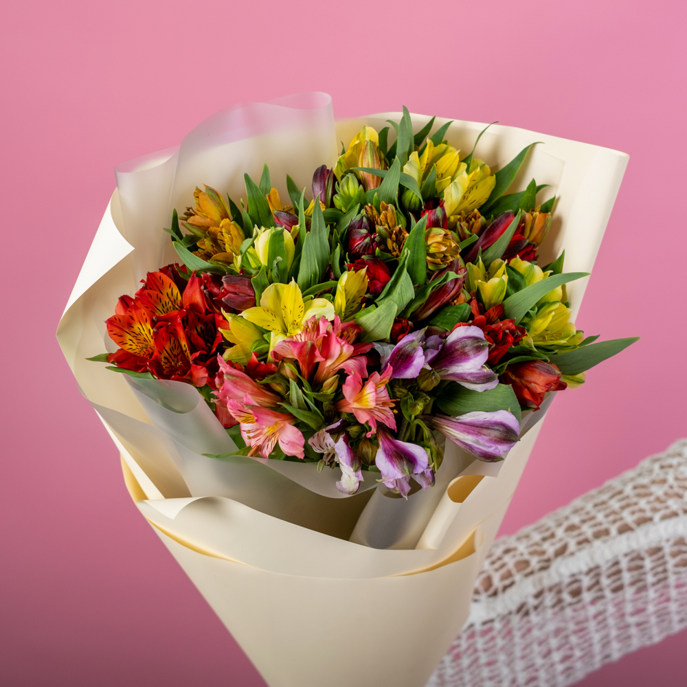 Букет «15 альстромерий»